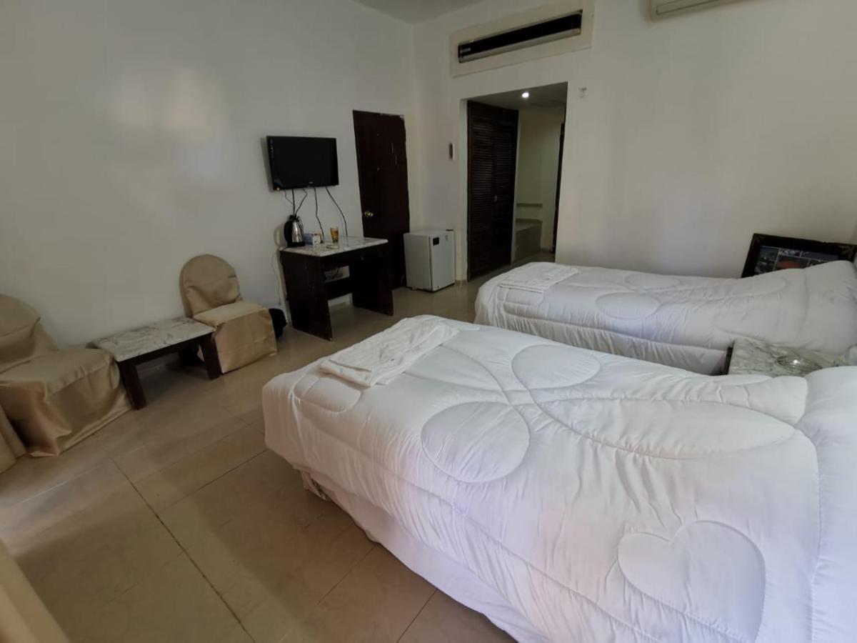 Azraq Rest House Al Azraq ash Shamālī Exteriör bild