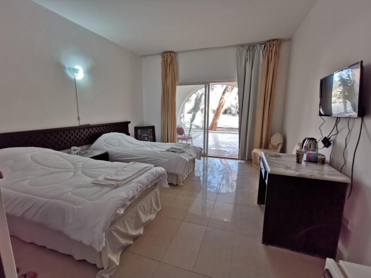 Azraq Rest House Al Azraq ash Shamālī Exteriör bild
