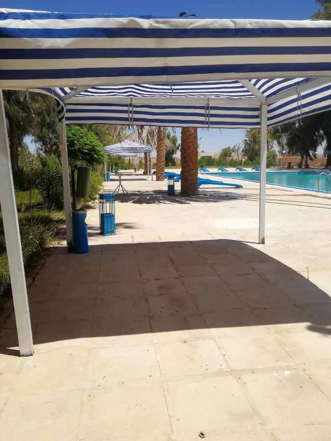 Azraq Rest House Al Azraq ash Shamālī Exteriör bild