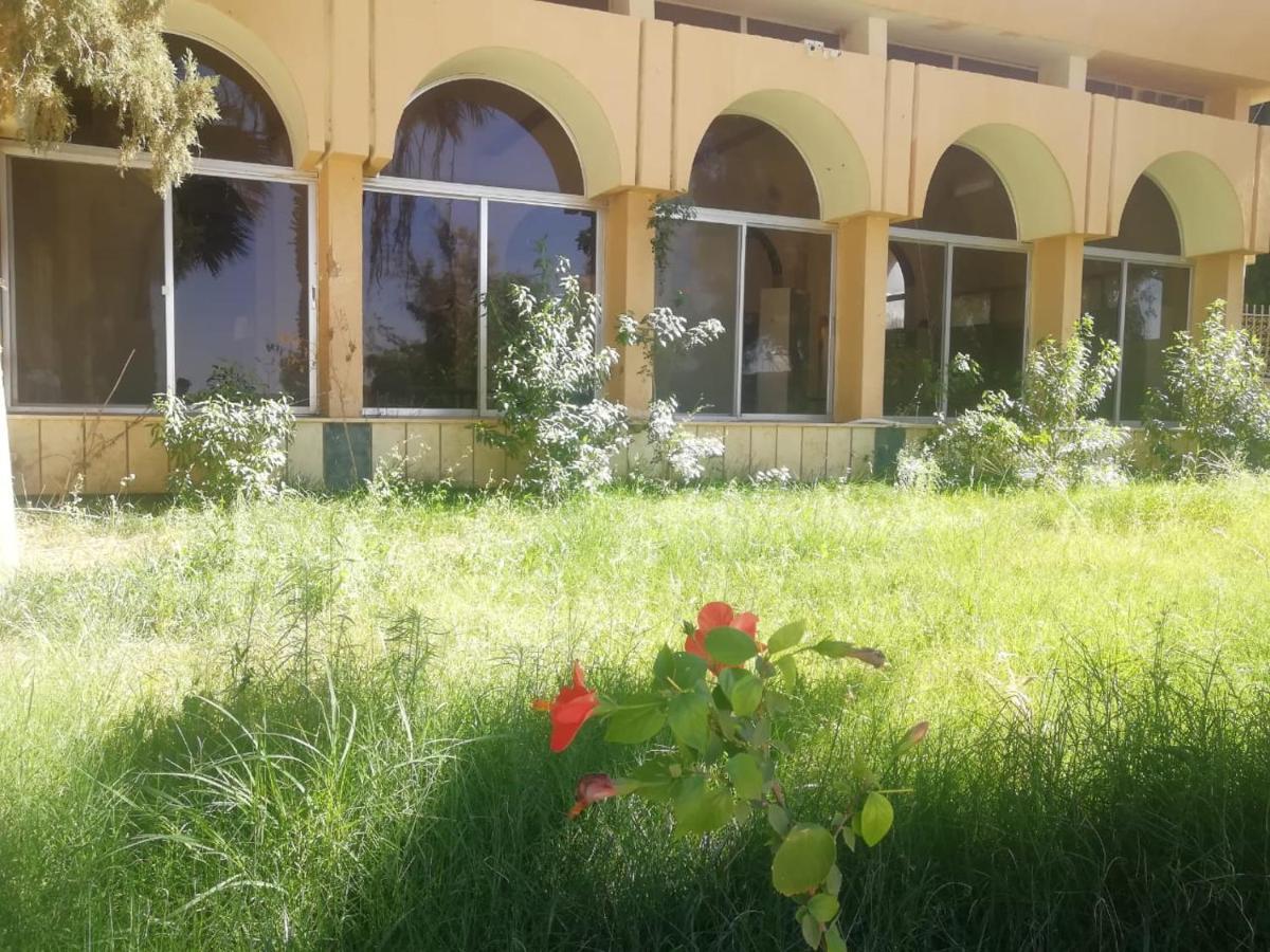 Azraq Rest House Al Azraq ash Shamālī Exteriör bild